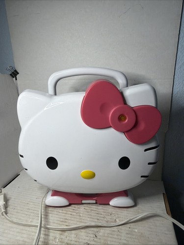 Hello kitty sandwich - kitty, maker