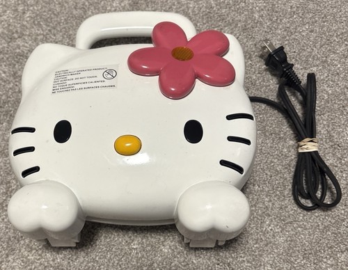 Hello kitty sandwich maker - hello,